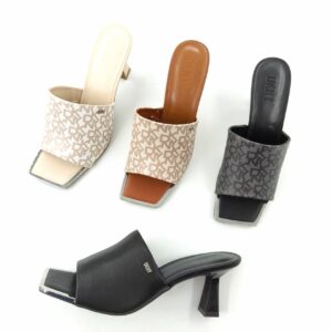 Kellyn Heeled sandals.